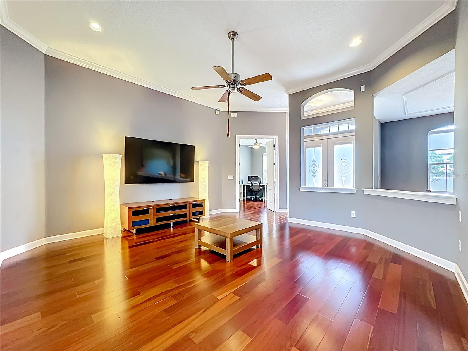 Image 12 of 42 For 3619 Supreme Ct