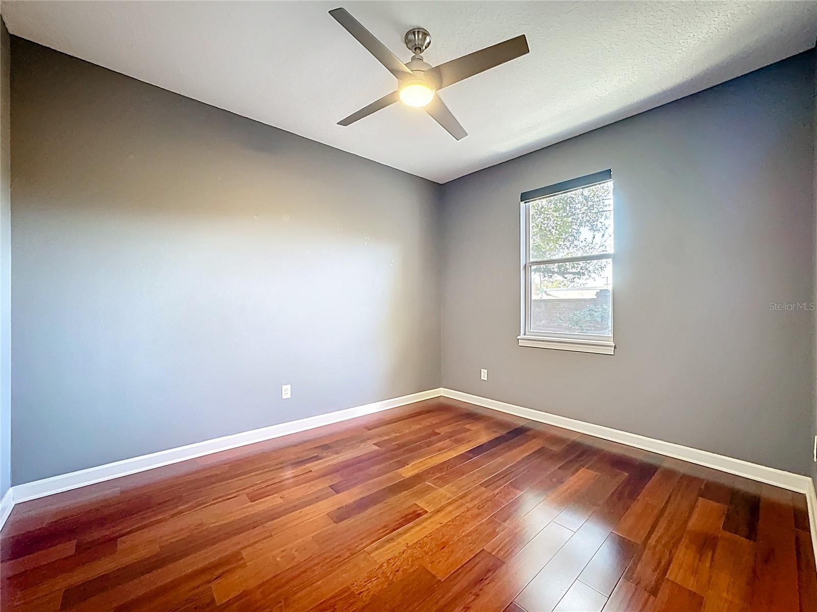 Image 20 of 42 For 3619 Supreme Ct