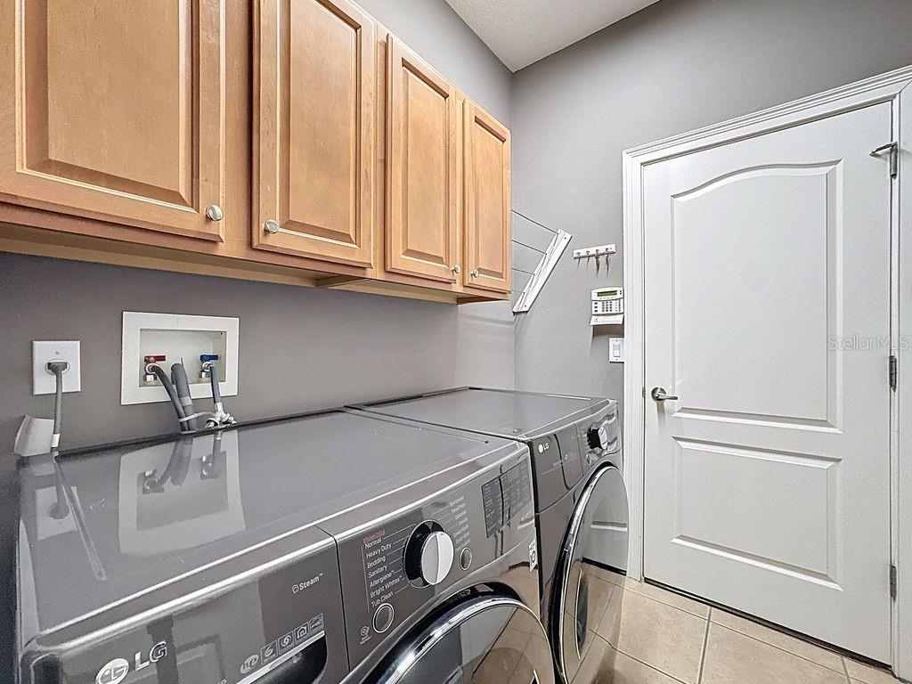 Image 26 of 42 For 3619 Supreme Ct