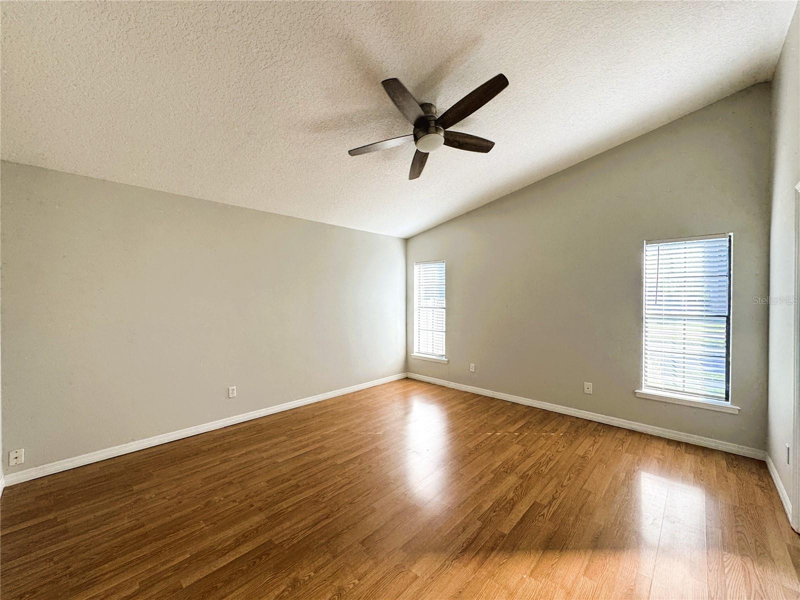 Image 16 of 29 For 1407 Spring Ridge Drive