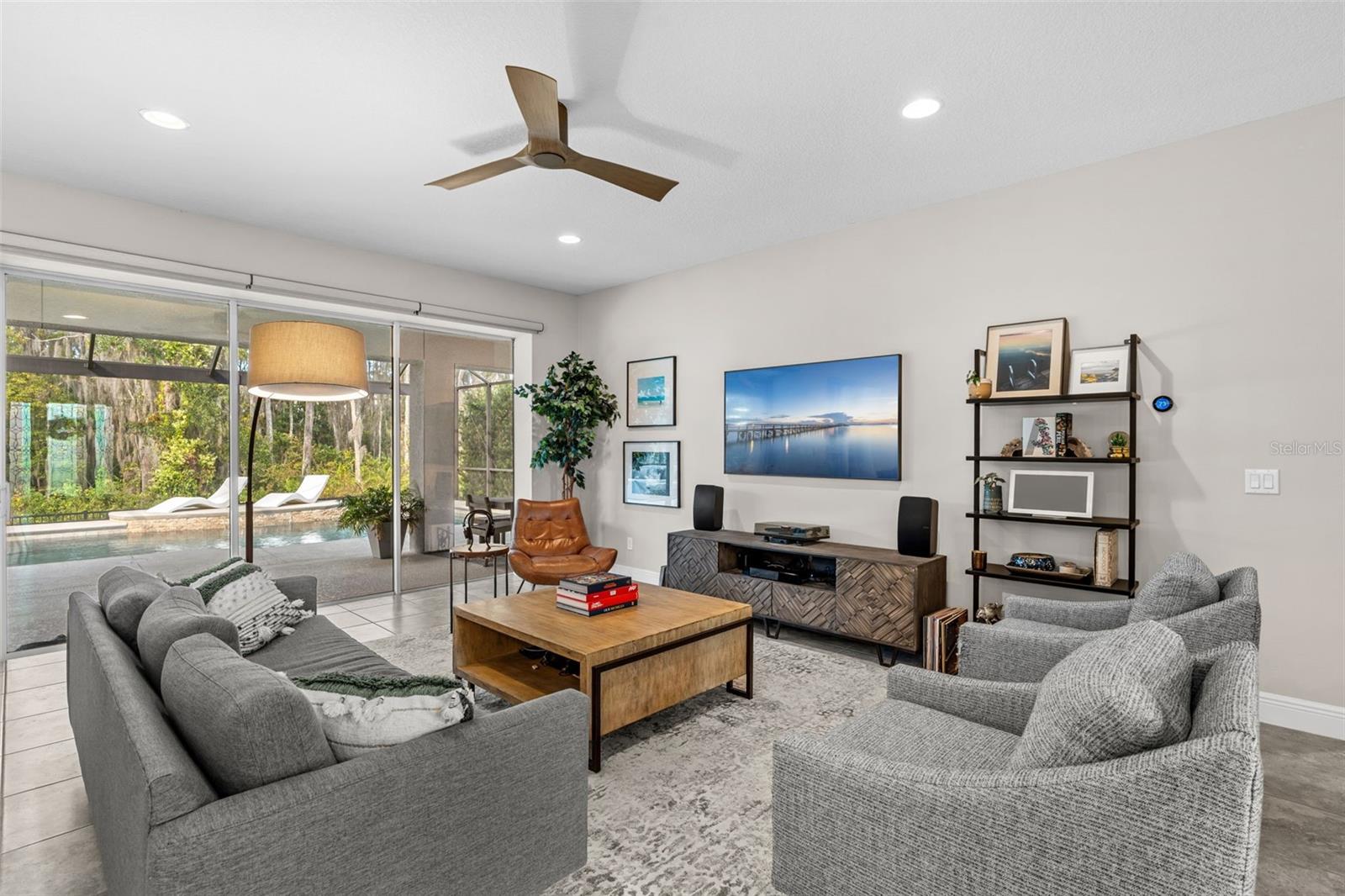 Image 12 of 42 For 14085 Jomatt Loop