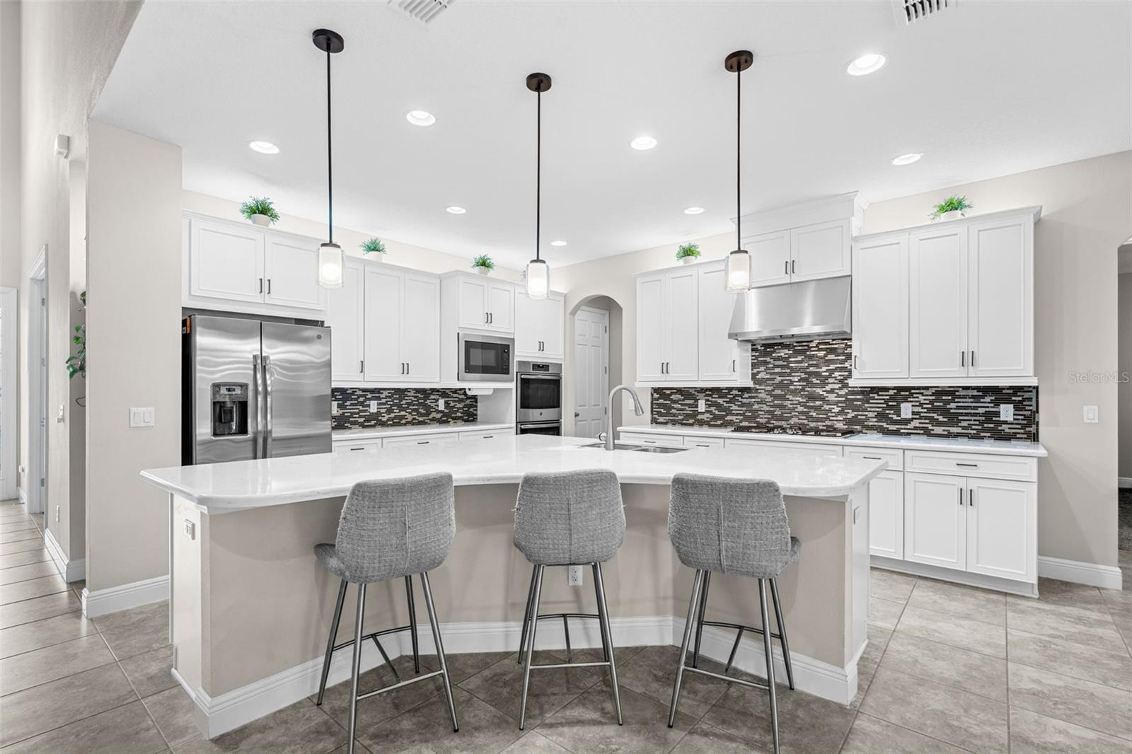 Image 8 of 42 For 14085 Jomatt Loop