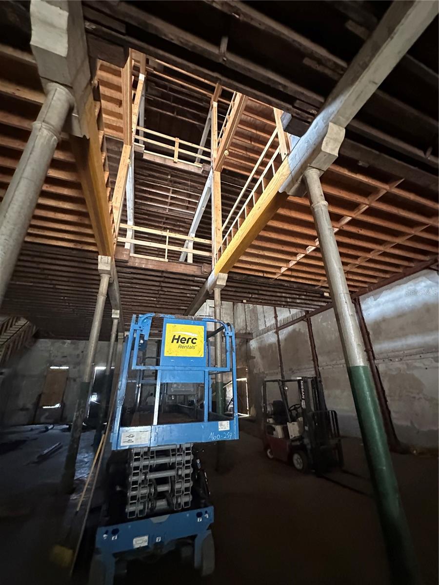 Listing photo id 17 for 1007 Franklin Street