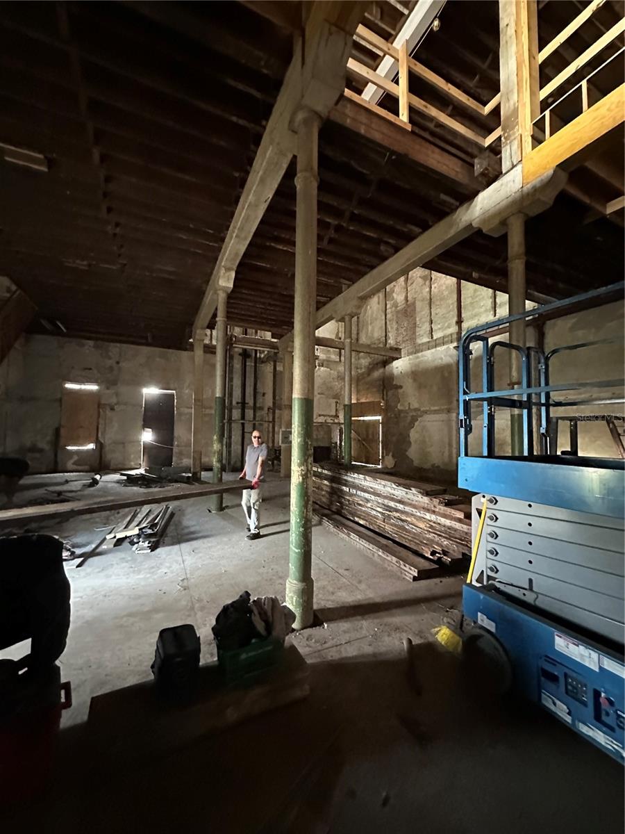 Listing photo id 19 for 1007 Franklin Street