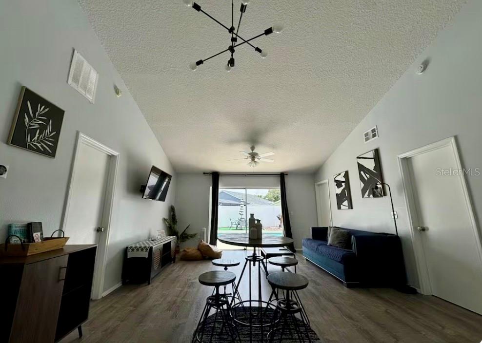 Image 4 of 16 For 252 Hidden Springs Circle