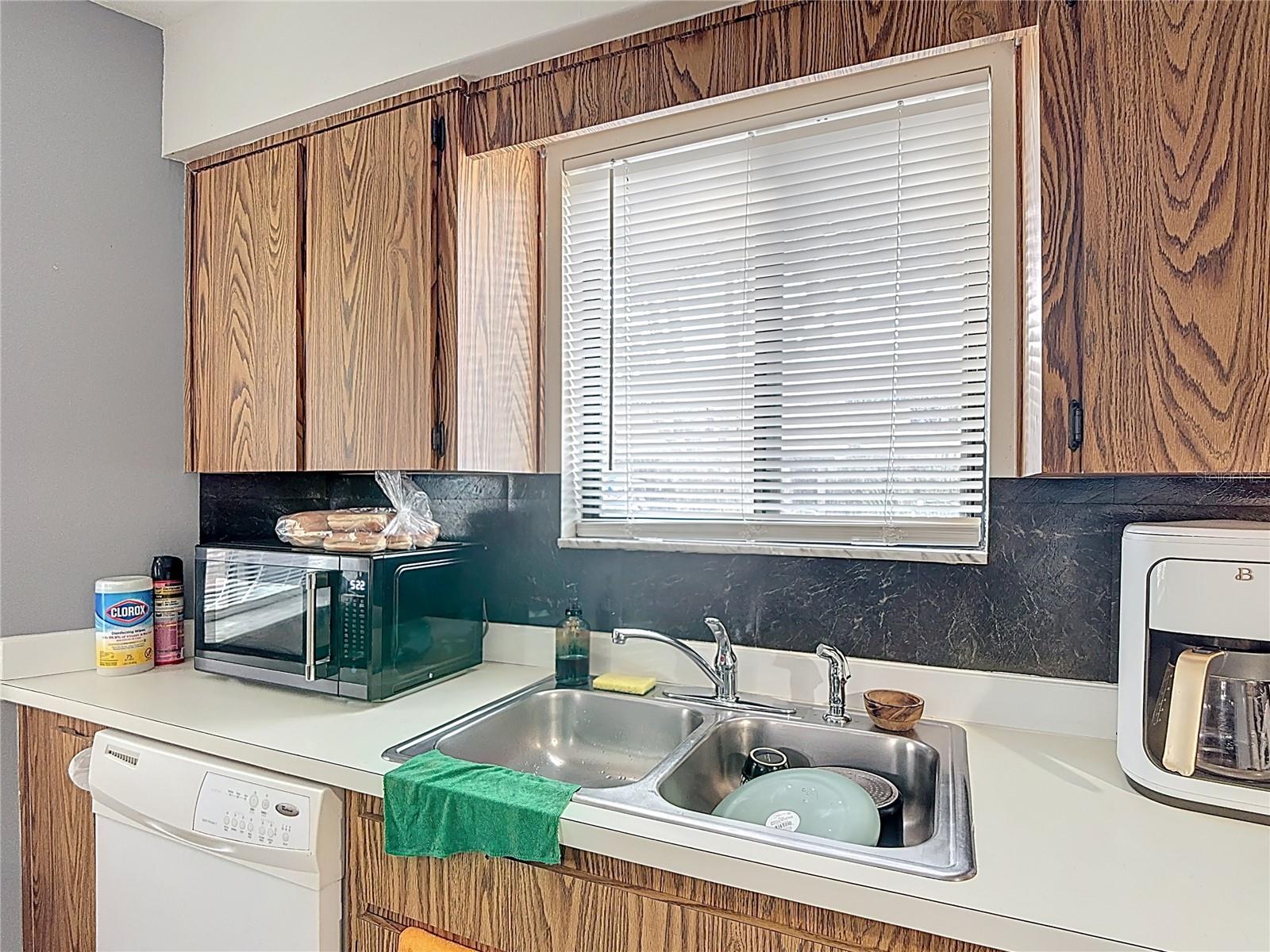 Image 11 of 25 For 1803 Foxhall Circle 1803