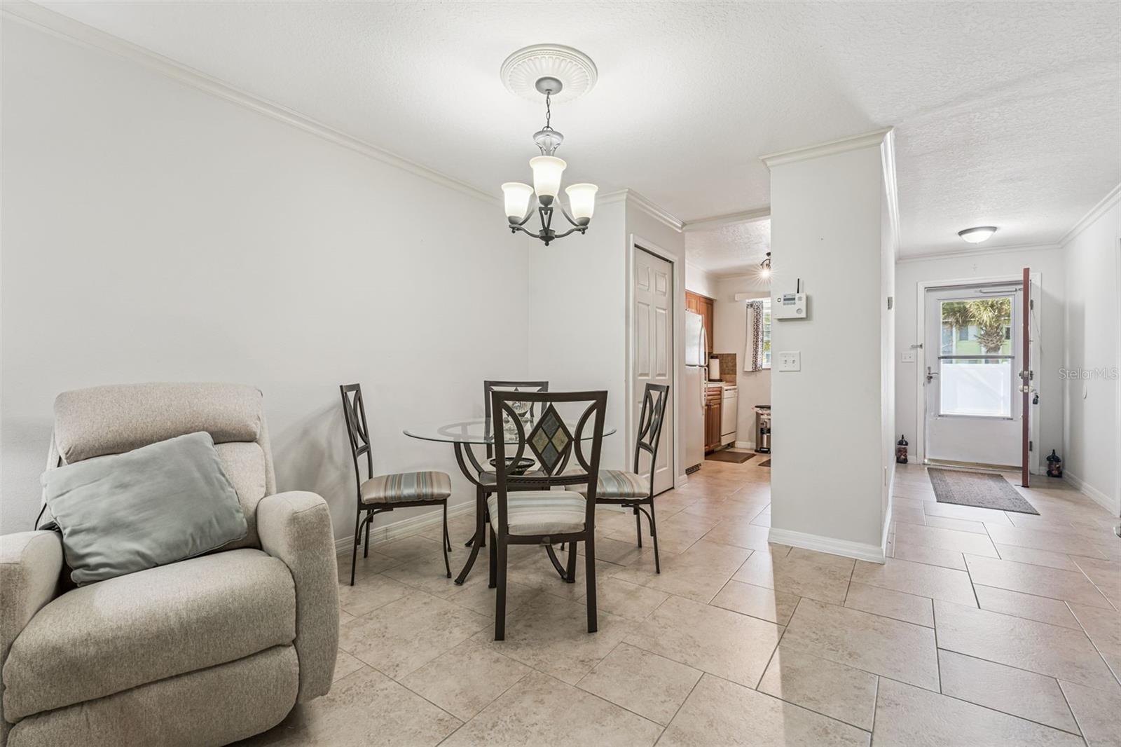 Image 12 of 17 For 4892 Tangerine Avenue 4892