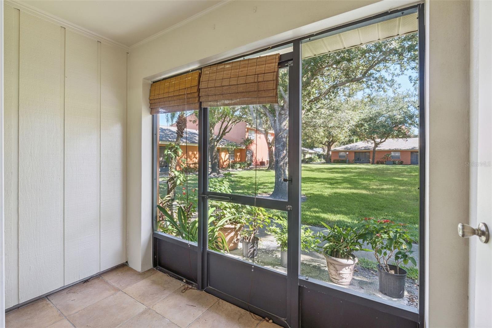 Image 15 of 17 For 4892 Tangerine Avenue 4892