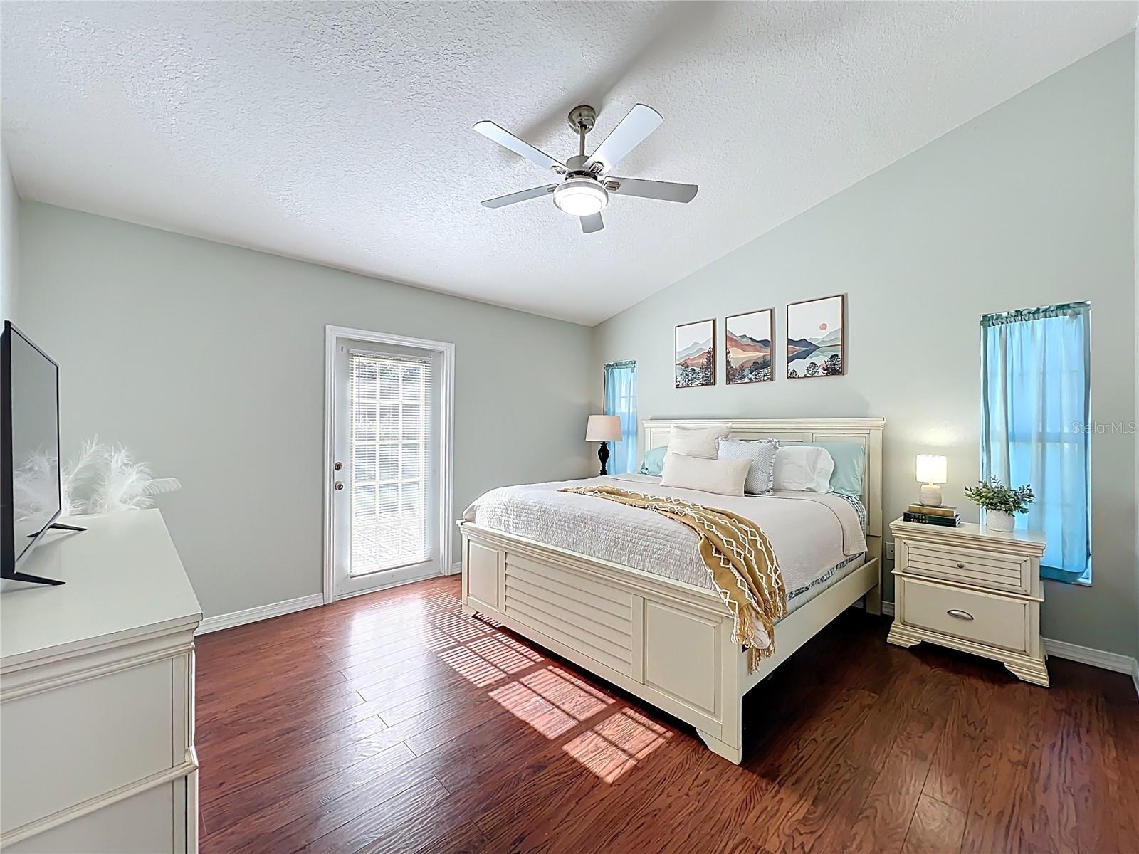 Image 15 of 38 For 12204 Wedgefield Drive