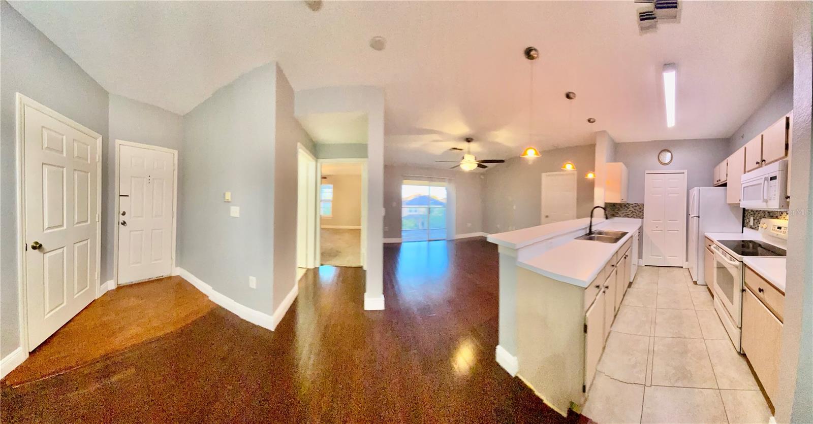 Image 35 of 38 For 5451 Vineland Road 2309