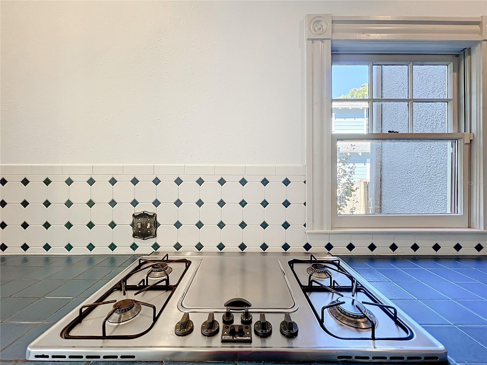 Image 36 of 96 For 506 Concord Street