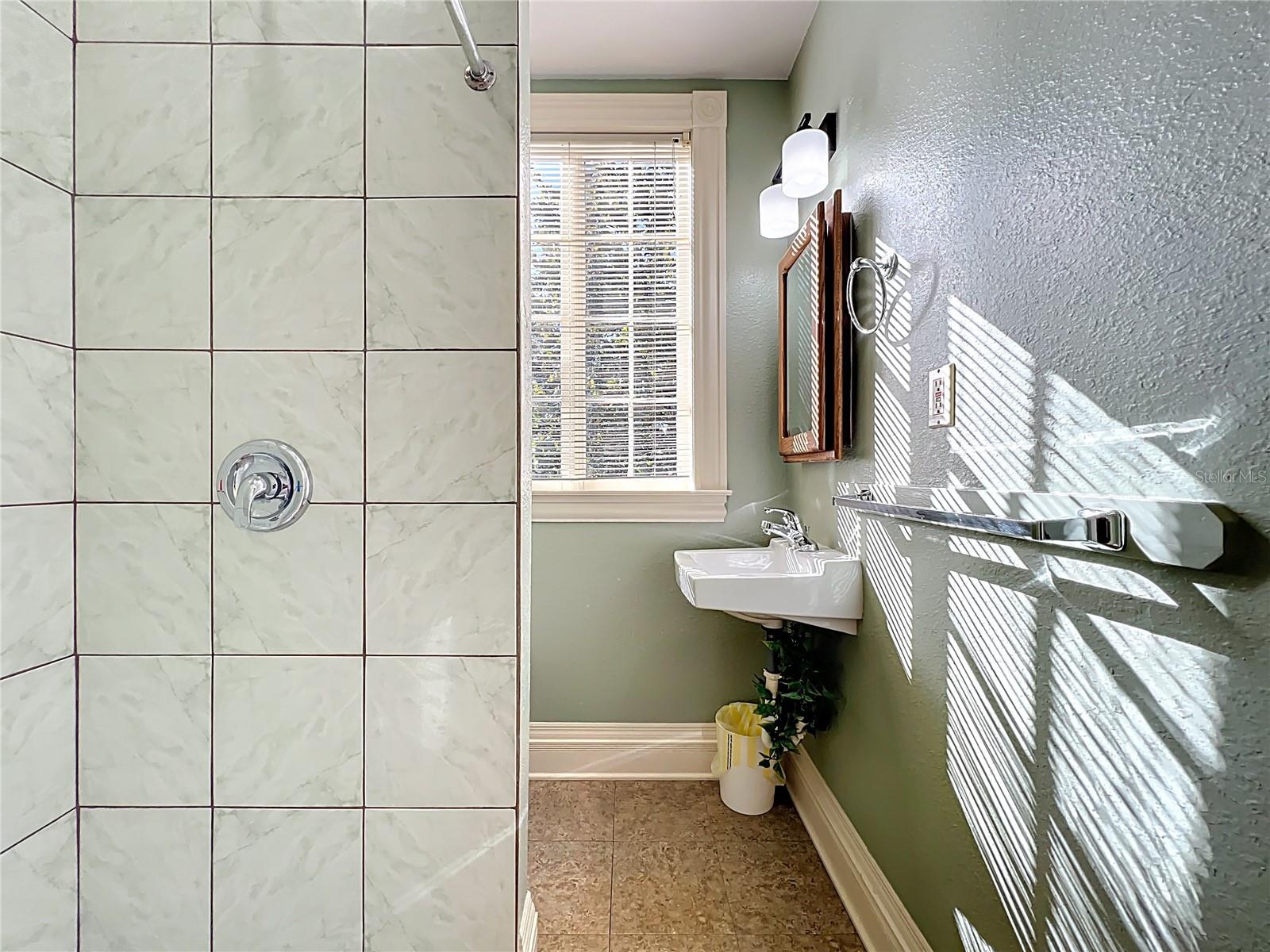 Image 82 of 96 For 506 Concord Street