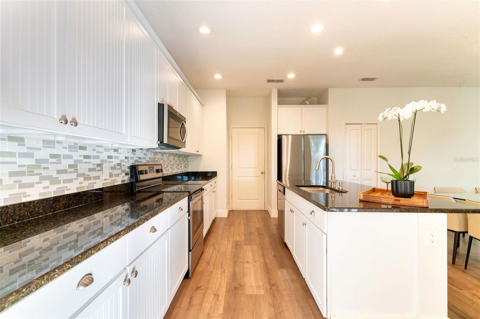 Image 13 of 53 For 11949 Verrazano Dr Drive