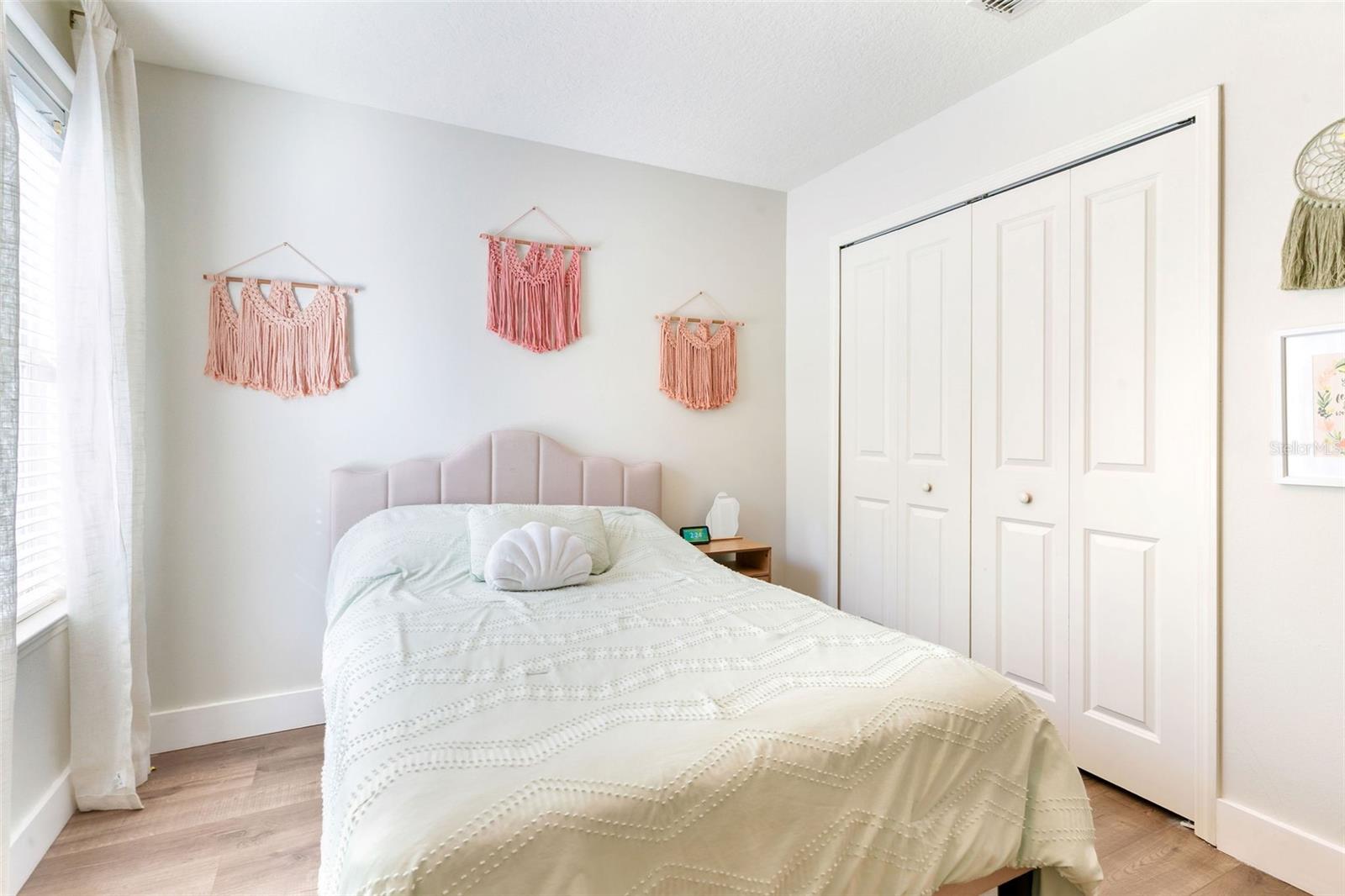 Image 30 of 53 For 11949 Verrazano Dr Drive