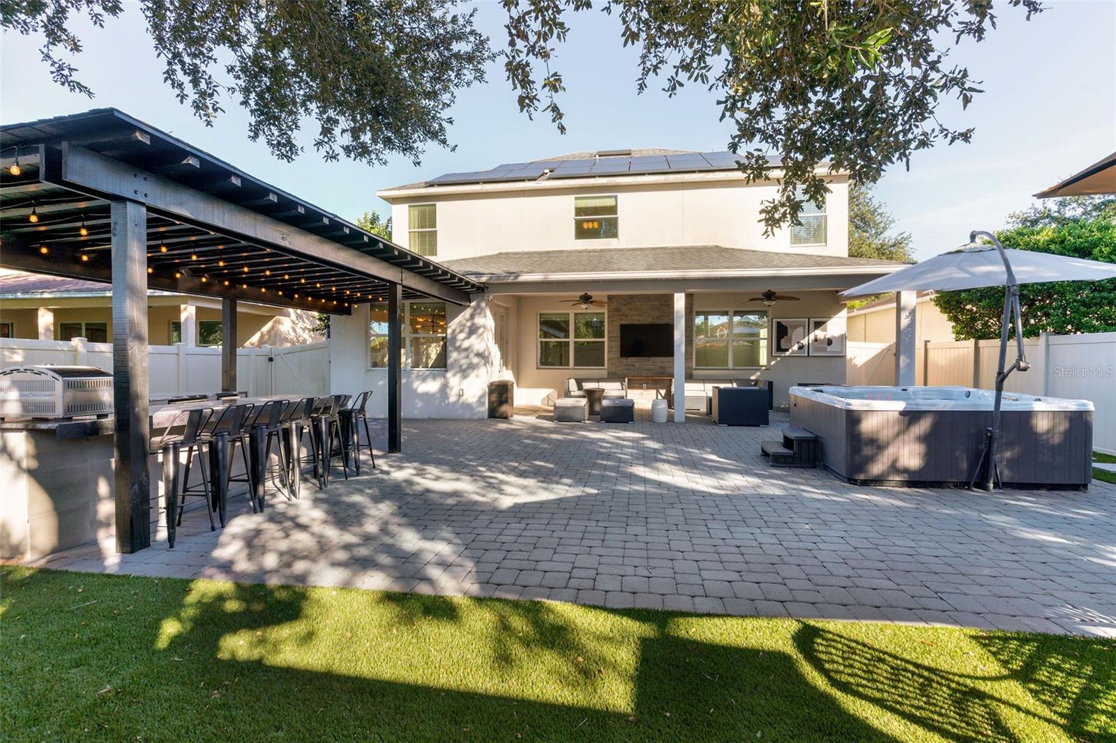 Image 41 of 53 For 11949 Verrazano Dr Drive