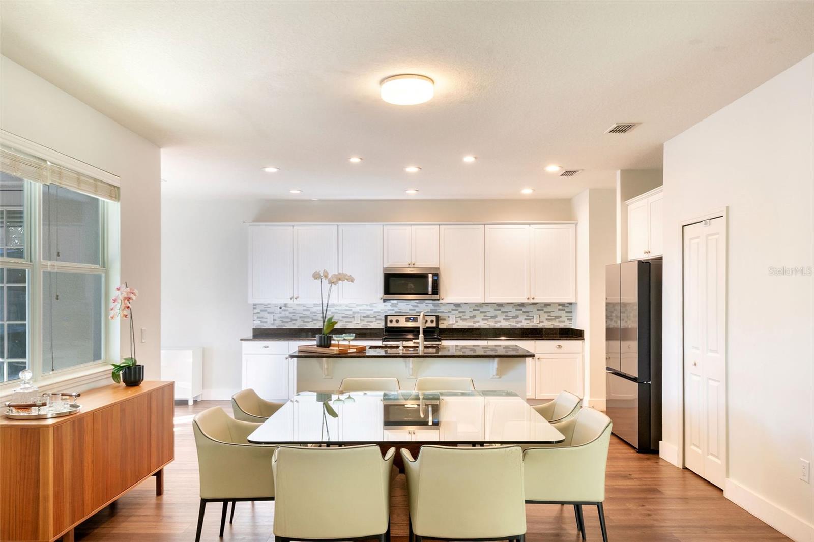 Image 9 of 53 For 11949 Verrazano Dr Drive