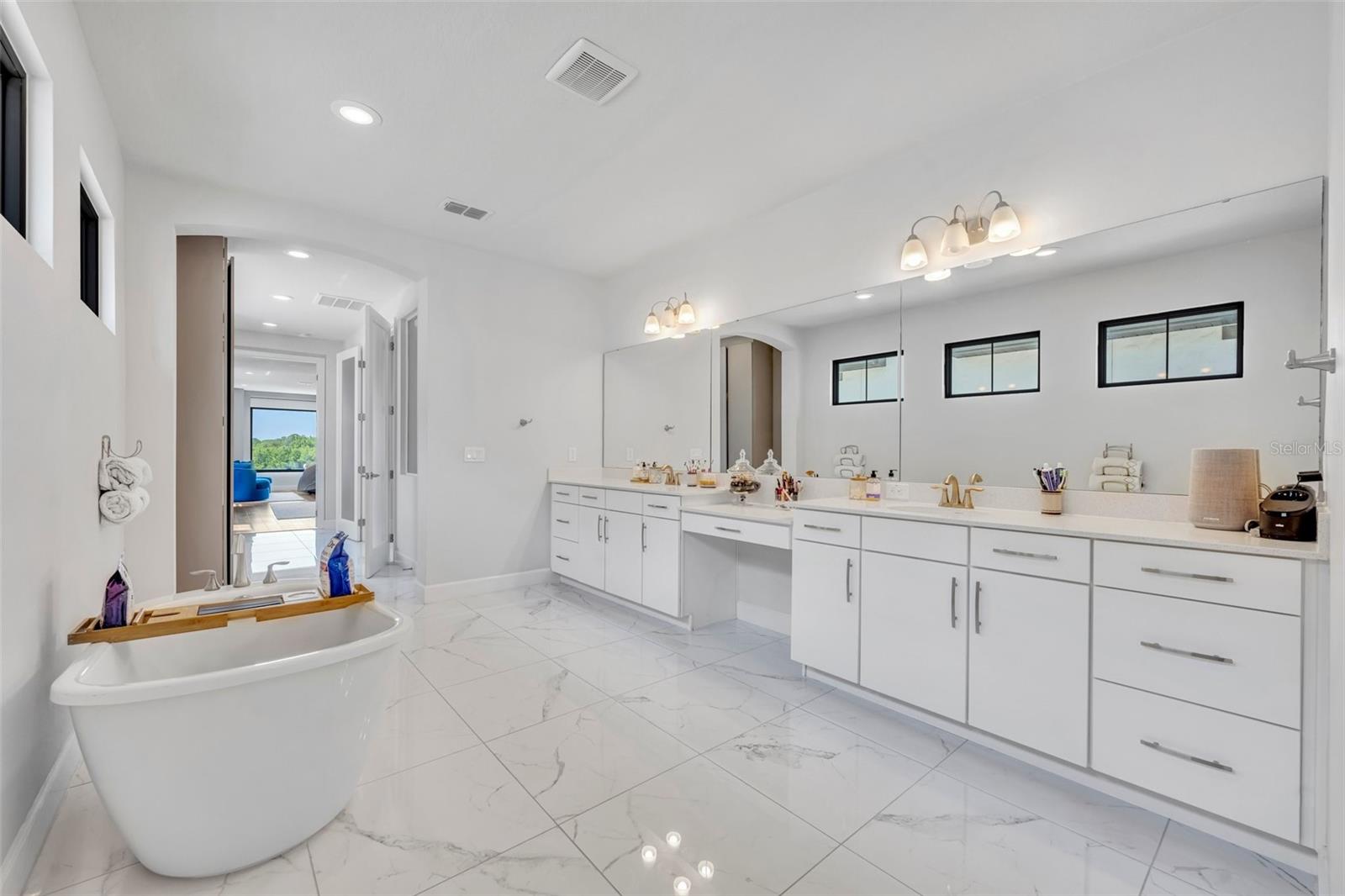 Image 31 of 63 For 7613 Toscana Boulevard