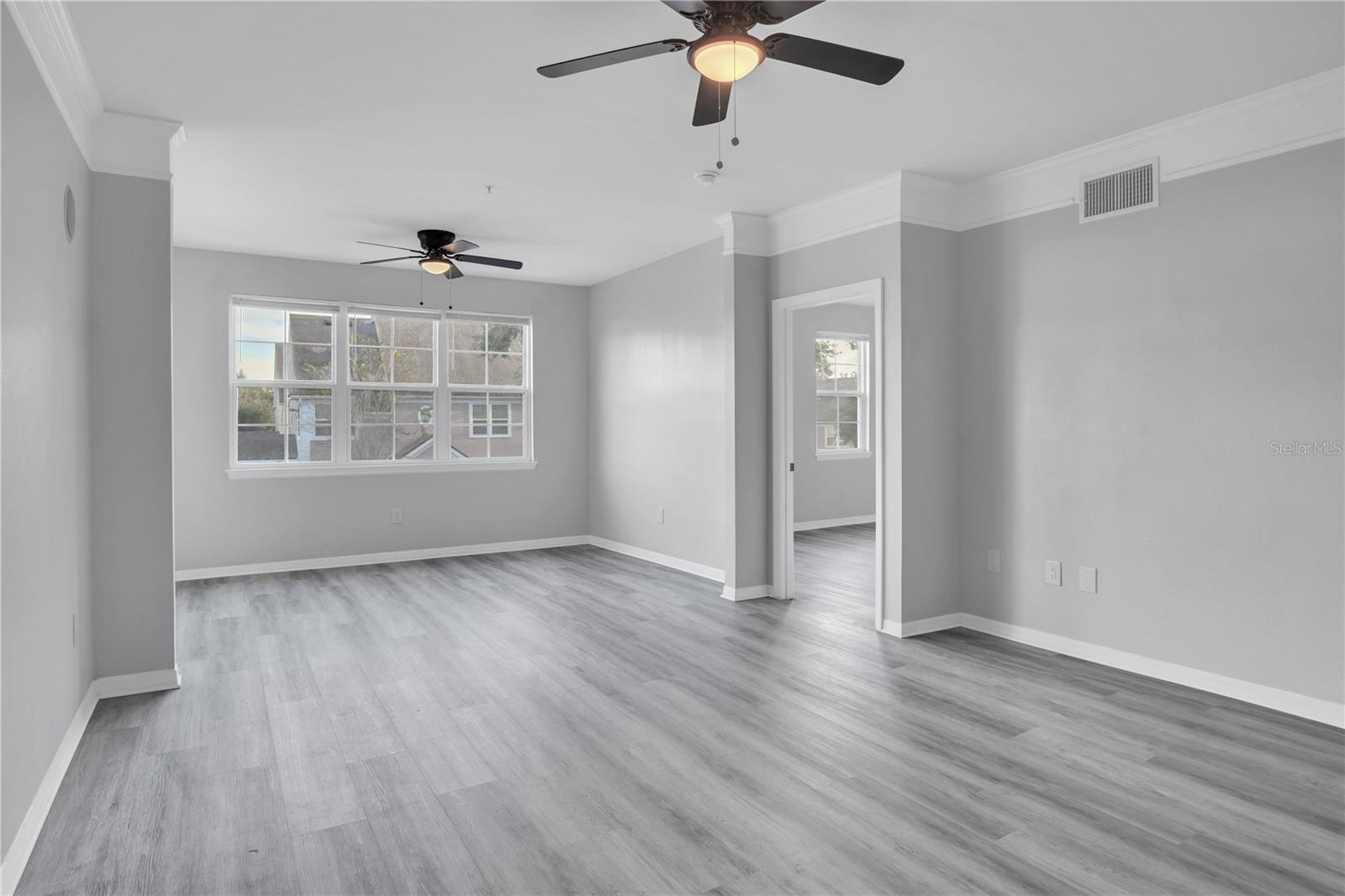 Image 14 of 30 For 6413 Astor Village Avenue 203