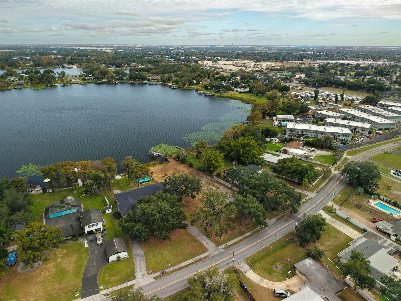 Image 10 of 21 For 5775 Chipola Circle