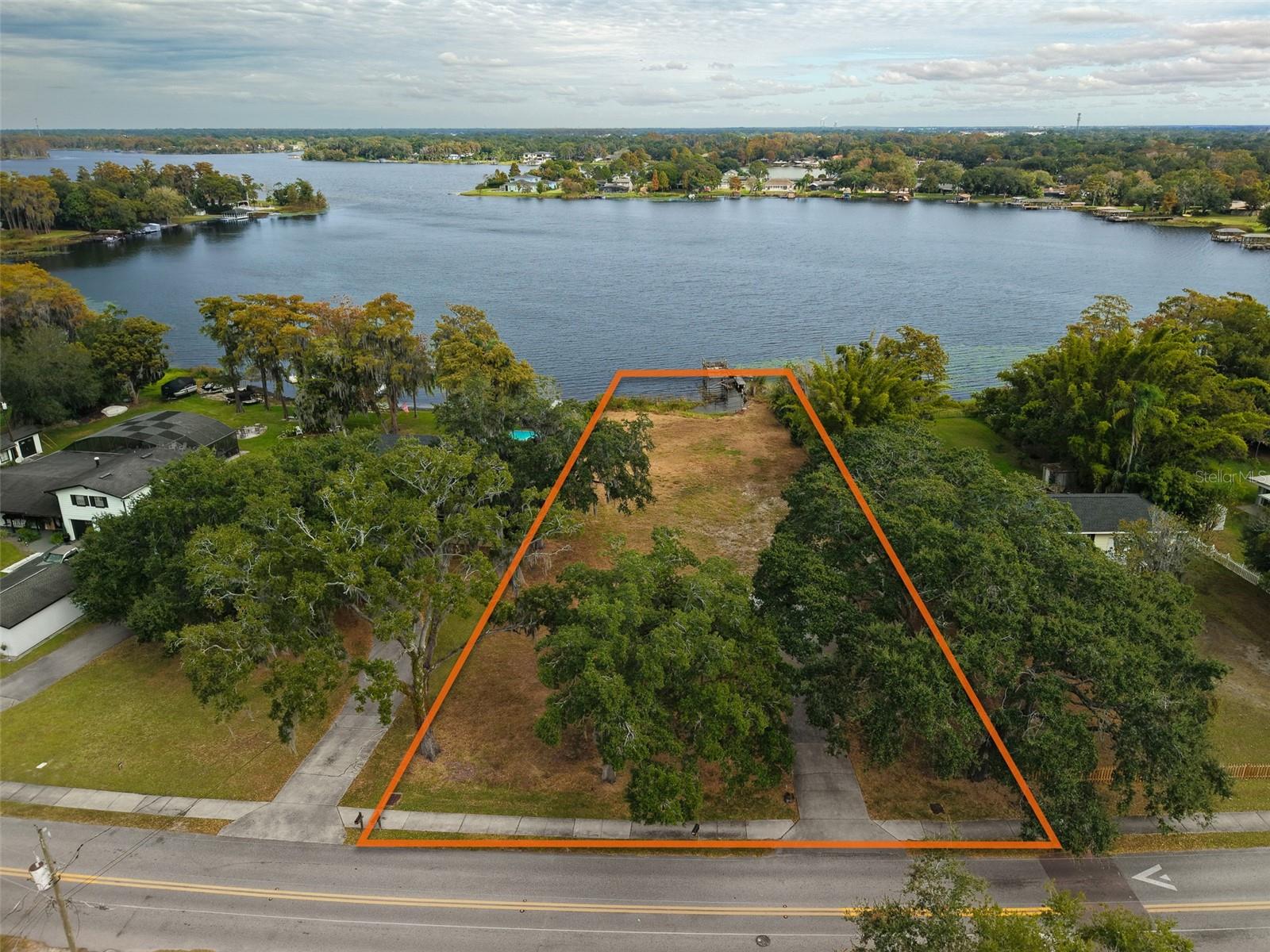 Image 6 of 21 For 5775 Chipola Circle