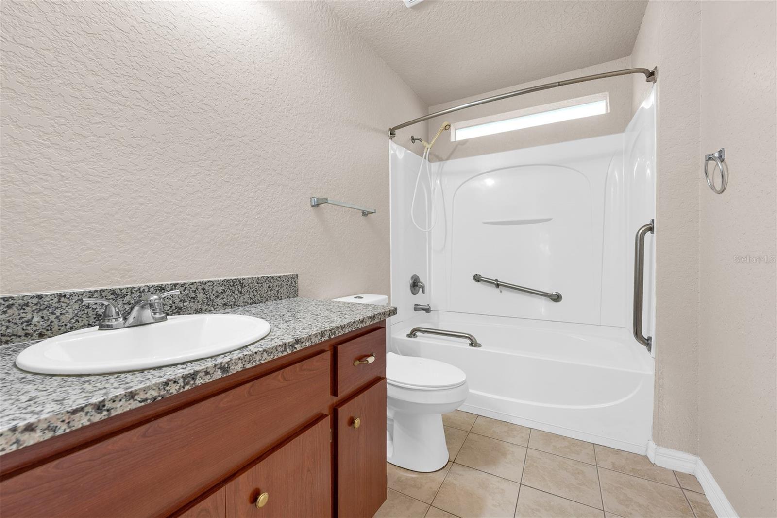 Image 22 of 27 For 1706 Mulberry Avenue