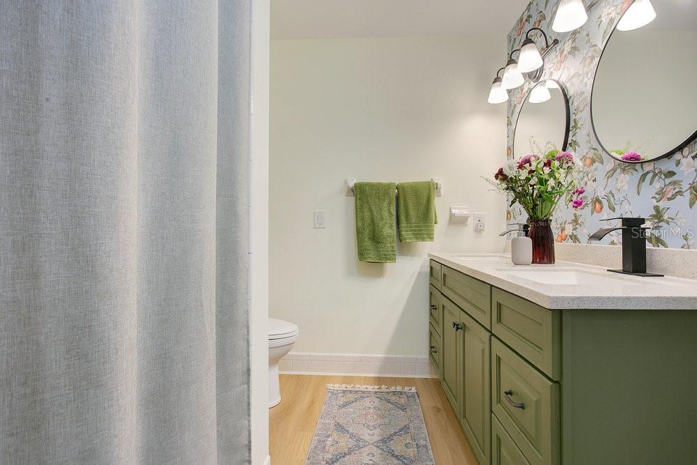 Image 16 of 32 For 5867 Cove Drive