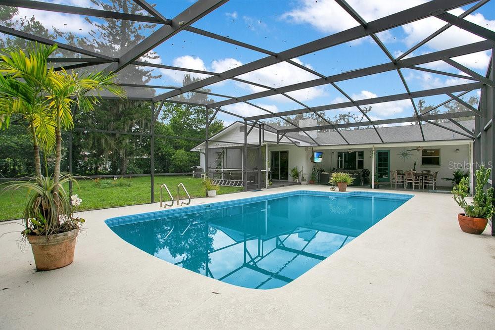 Image 22 of 32 For 5867 Cove Drive