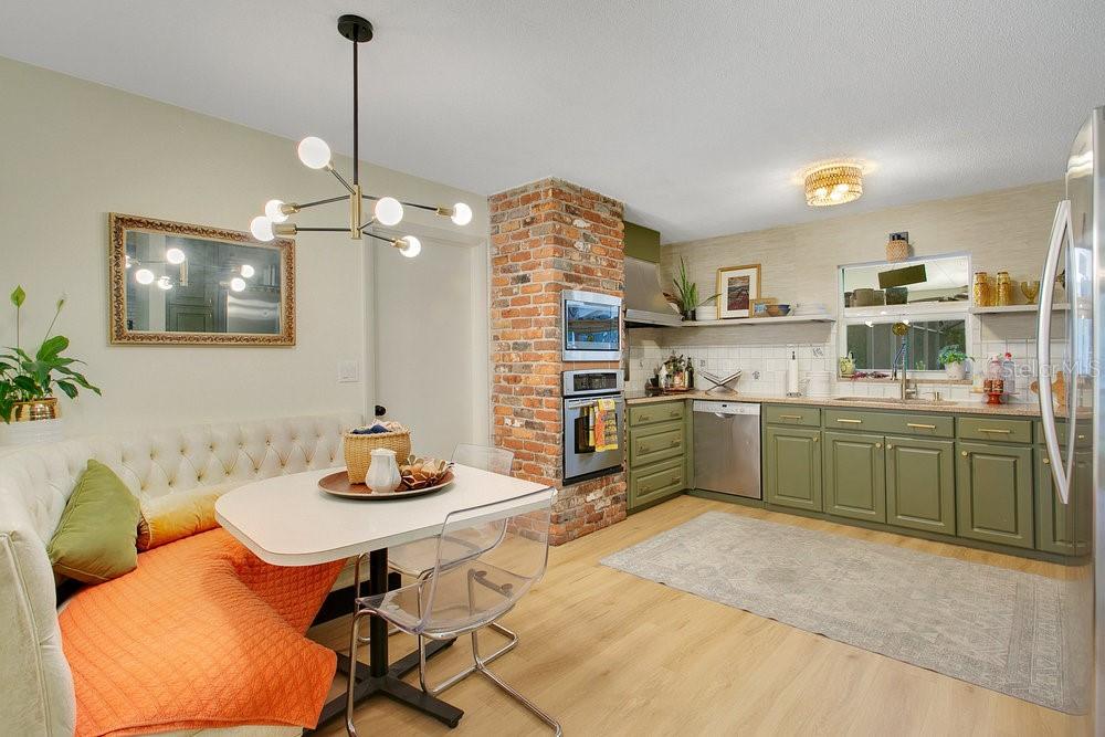 Image 6 of 32 For 5867 Cove Drive