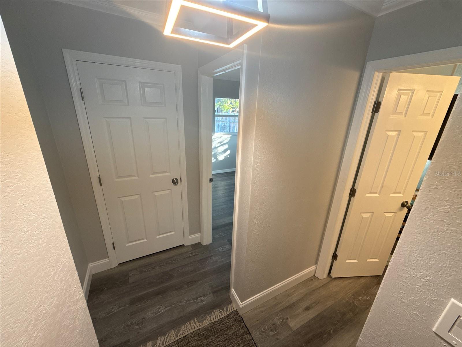 Image 12 of 70 For 903 Harbor Terrace