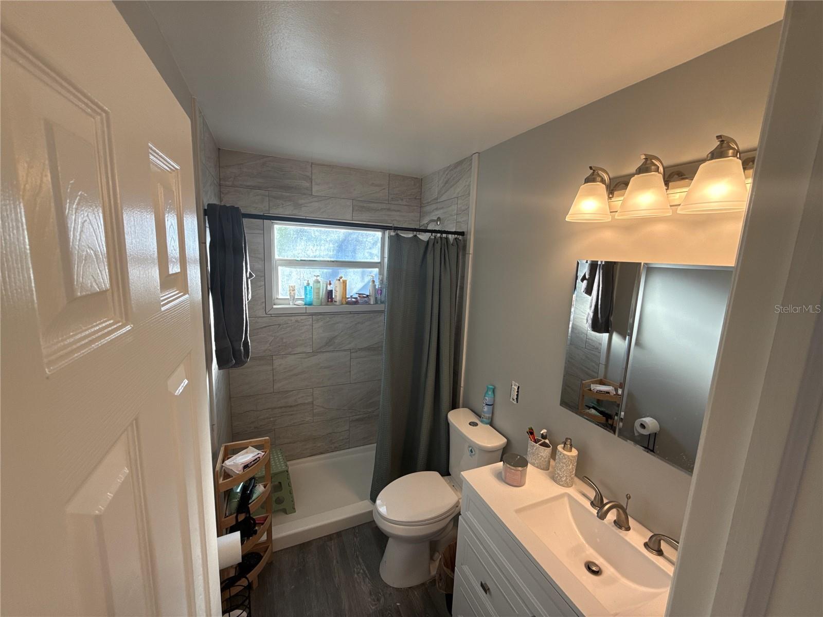 Image 14 of 70 For 903 Harbor Terrace