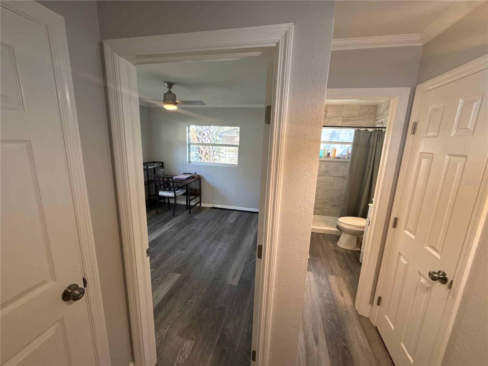 Image 16 of 70 For 903 Harbor Terrace