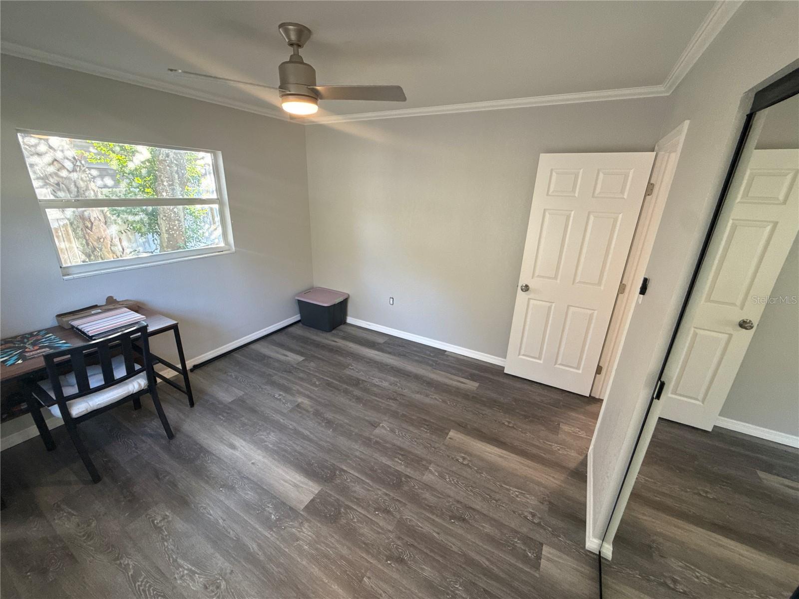 Image 19 of 70 For 903 Harbor Terrace