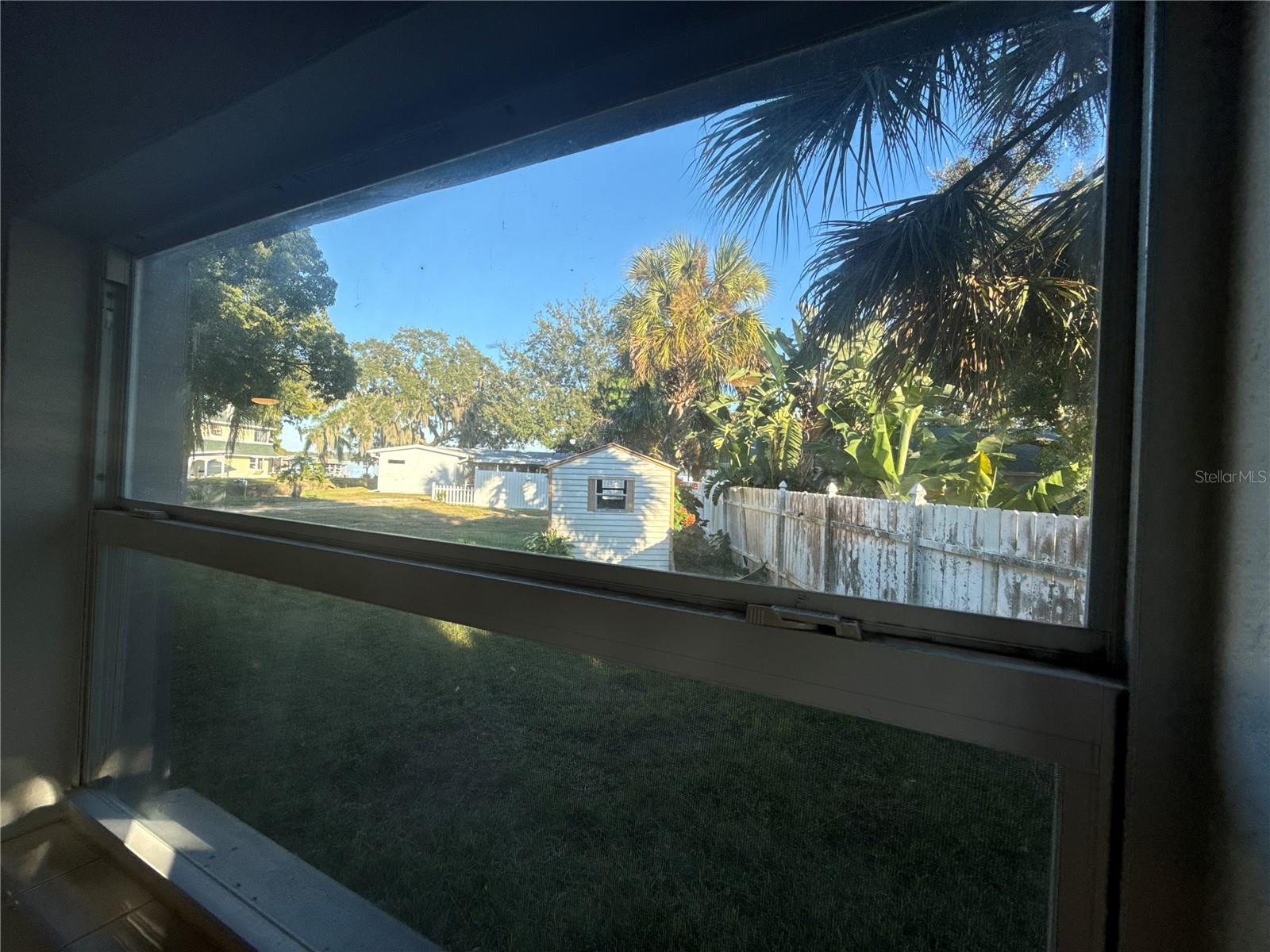 Image 54 of 70 For 903 Harbor Terrace