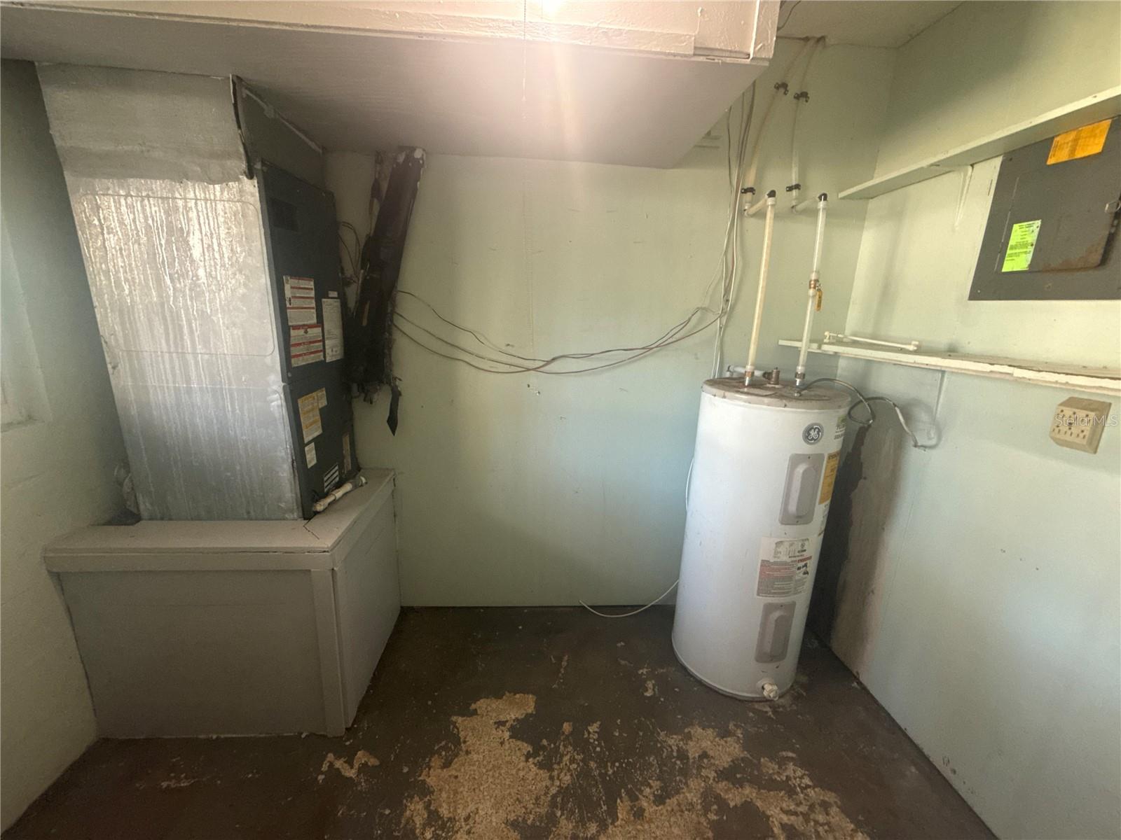 Image 68 of 70 For 903 Harbor Terrace