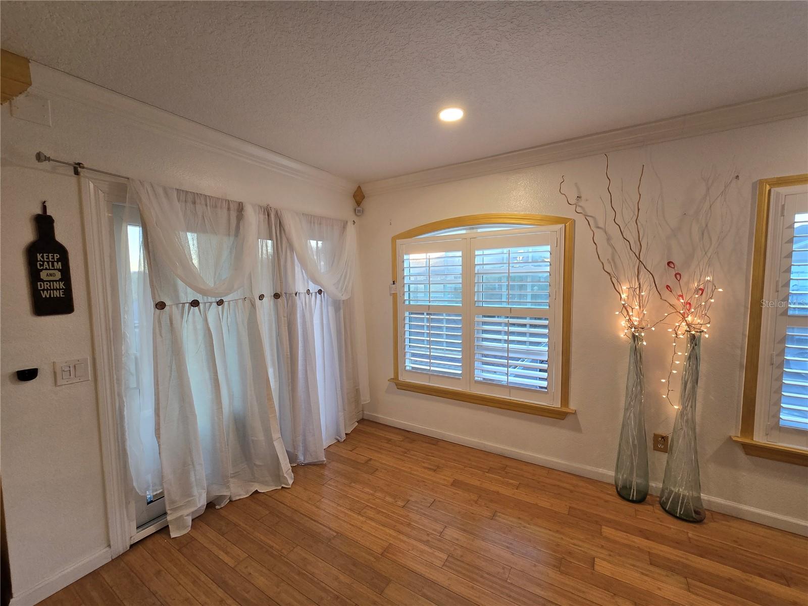 Image 11 of 24 For 6560 Swissco Drive 321