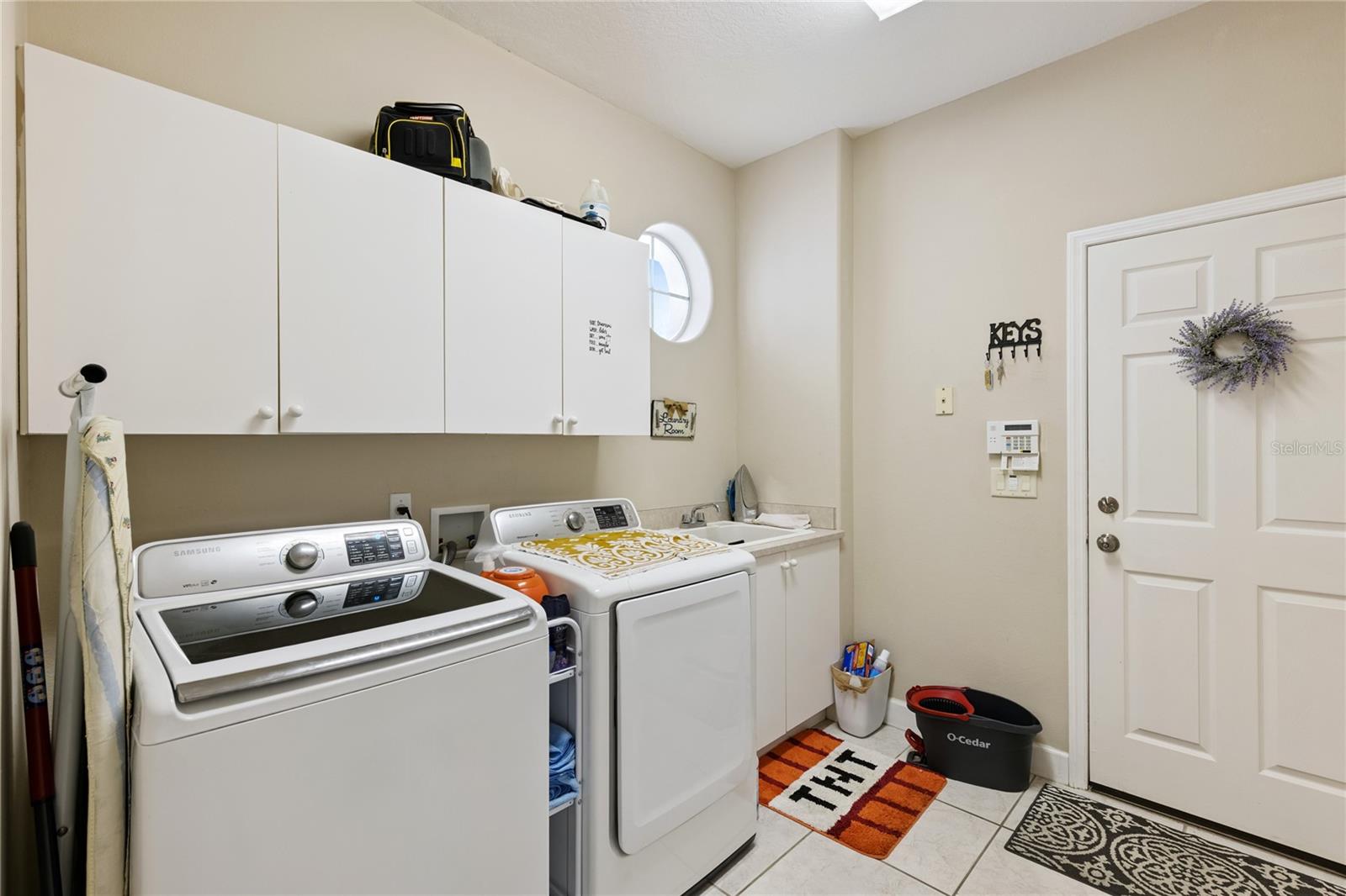 Image 20 of 43 For 1566 Westover Loop