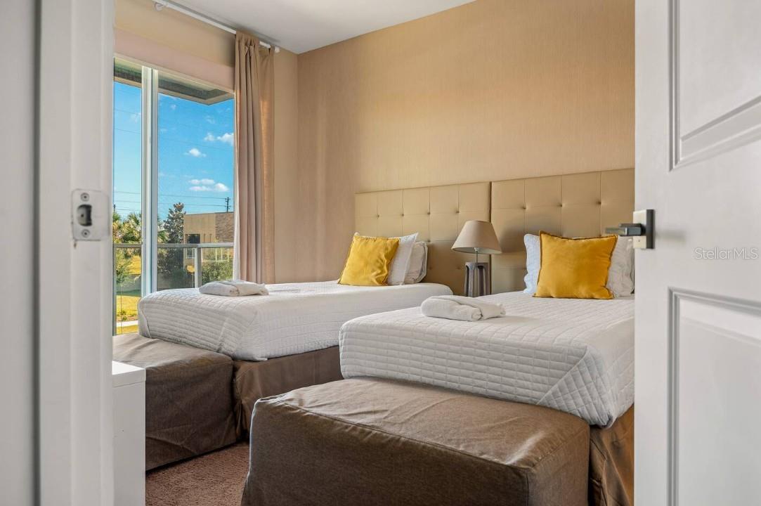 Image 33 of 45 For 3228 Brasilia Avenue