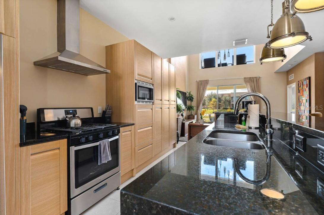 Image 5 of 45 For 3228 Brasilia Avenue