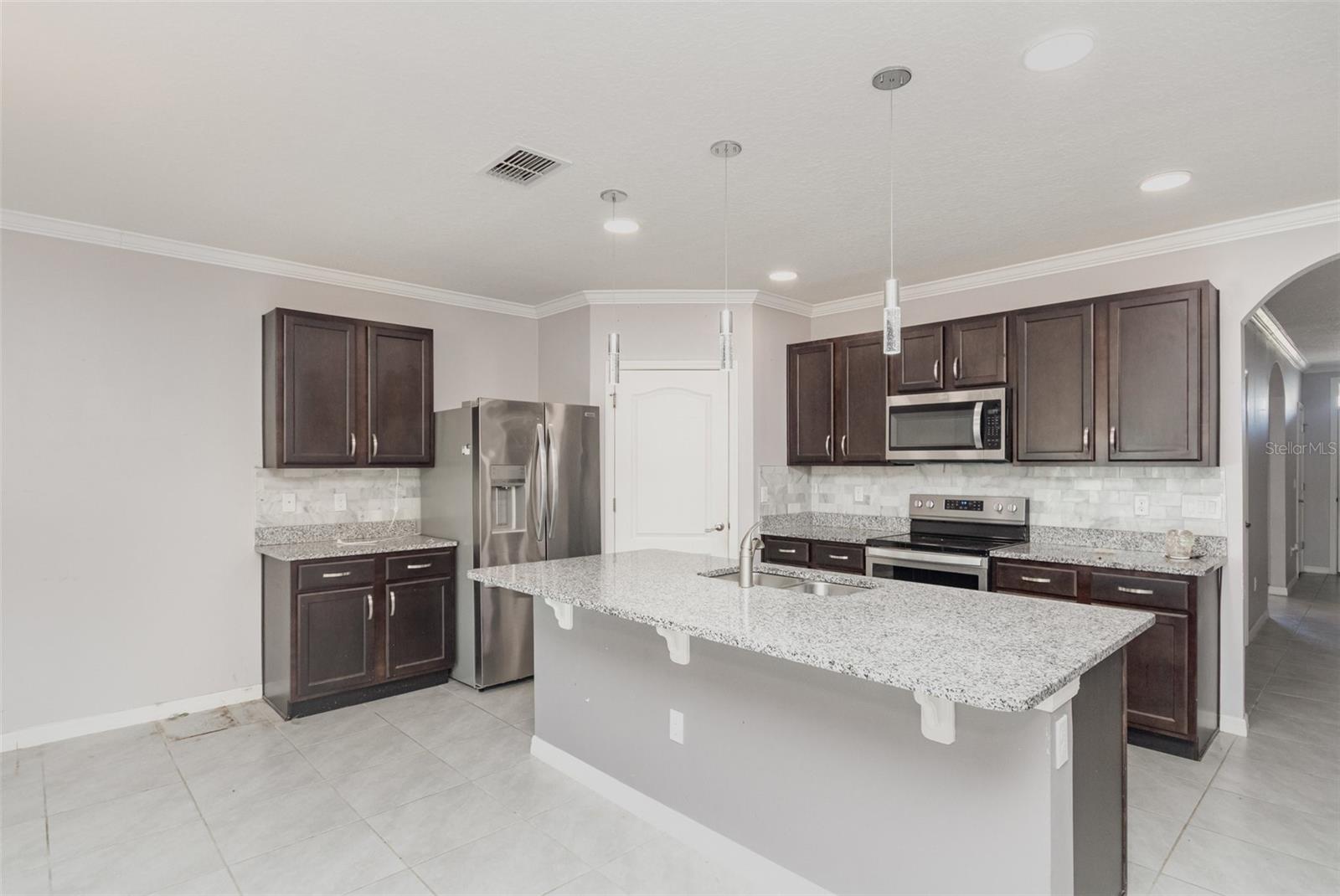 Image 11 of 42 For 6664 Coral Berry Drive