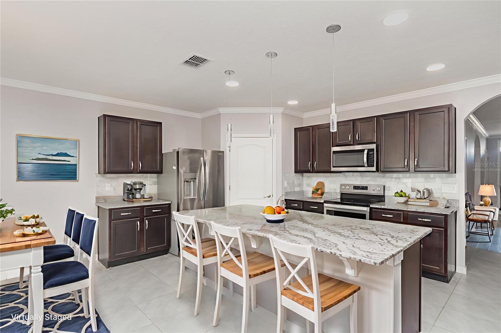 Image 12 of 42 For 6664 Coral Berry Drive