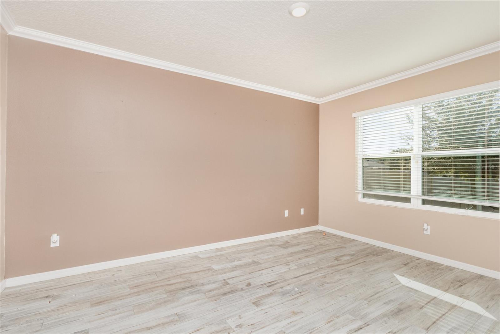 Image 16 of 42 For 6664 Coral Berry Drive