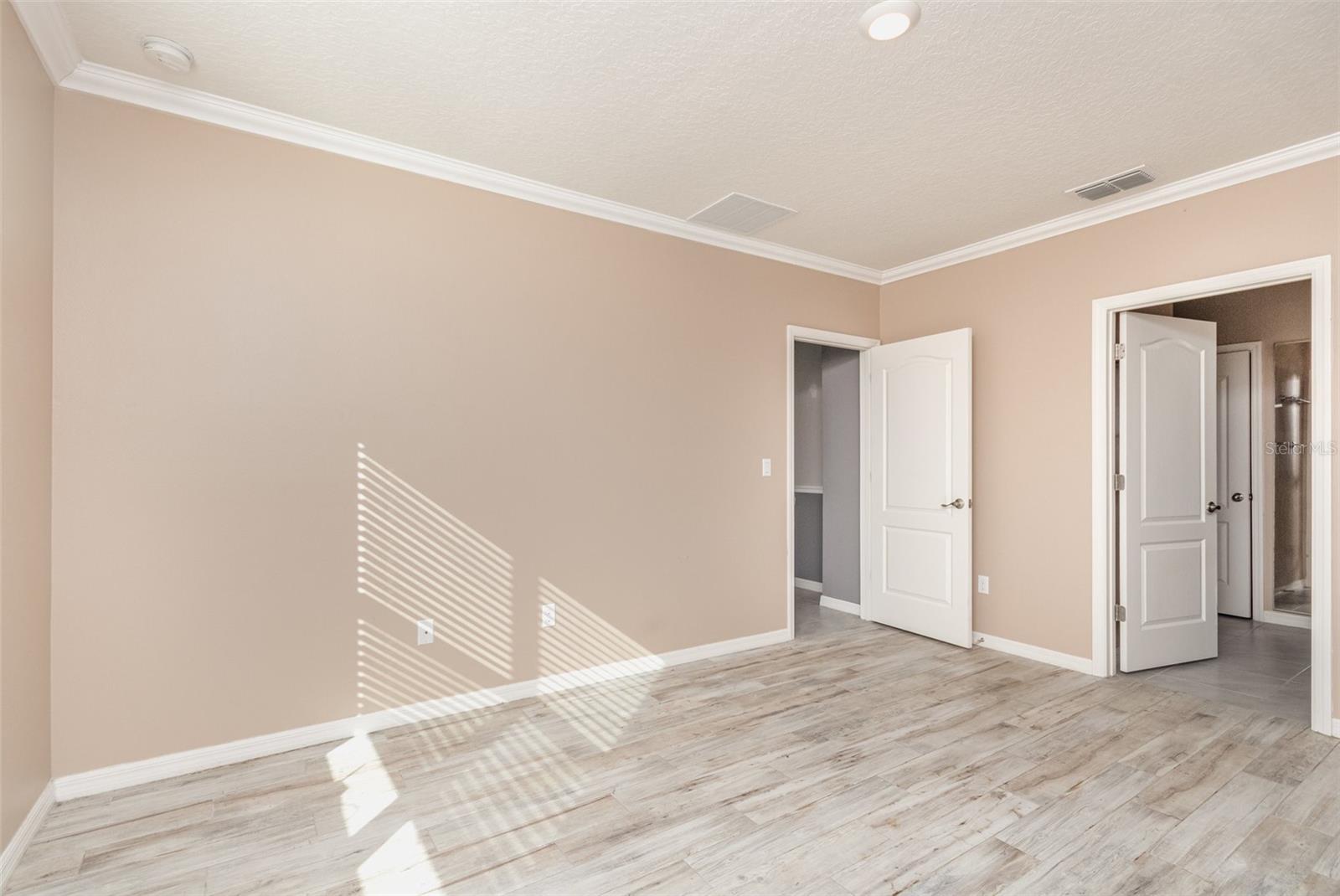 Image 18 of 42 For 6664 Coral Berry Drive