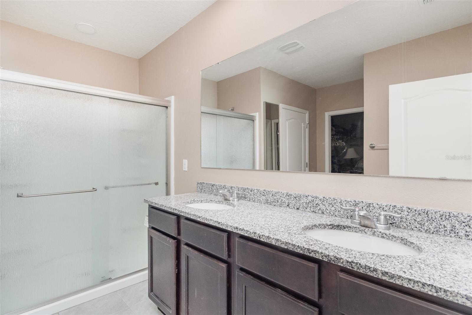 Image 19 of 42 For 6664 Coral Berry Drive