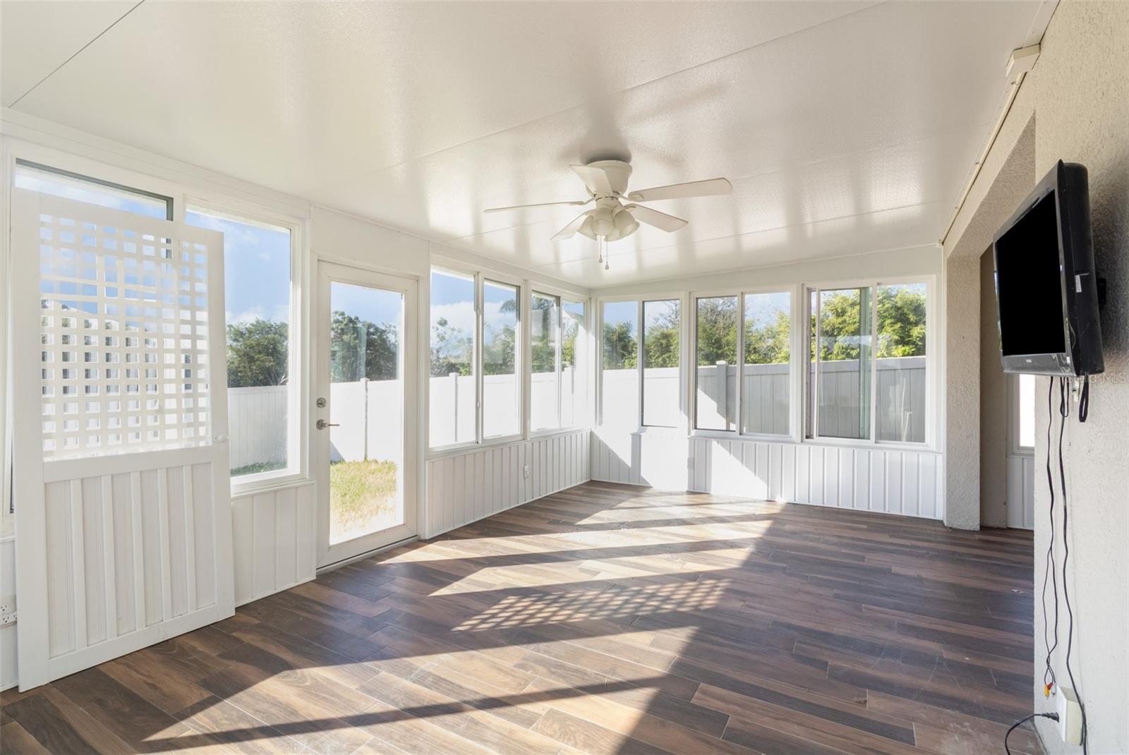 Image 31 of 42 For 6664 Coral Berry Drive