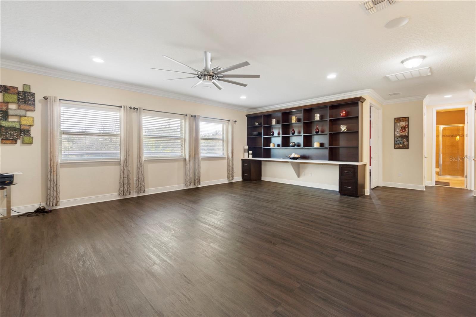 Listing photo id 26 for 1445 Via Sangro Place