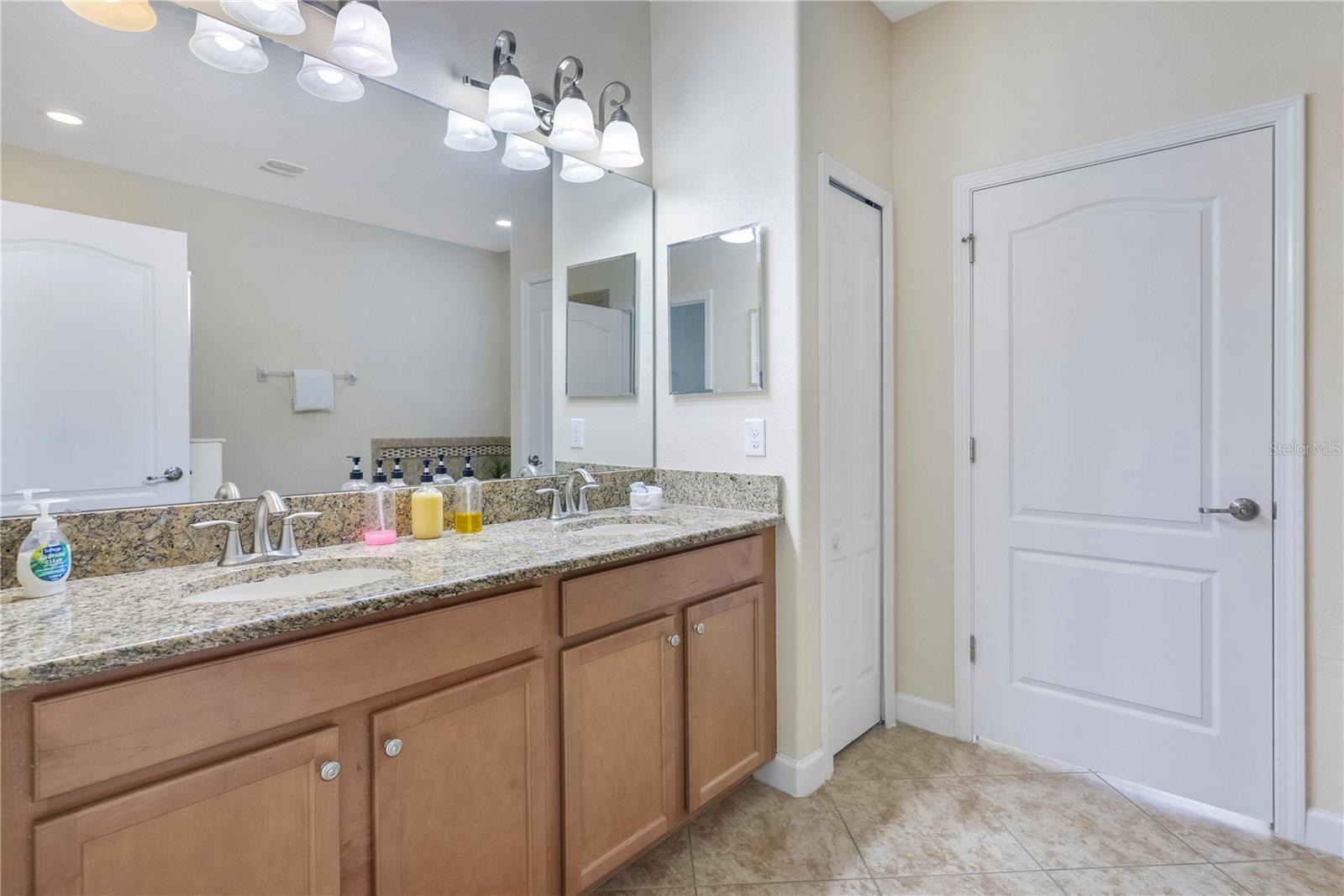 Image 12 of 43 For 1412 Wexford Way