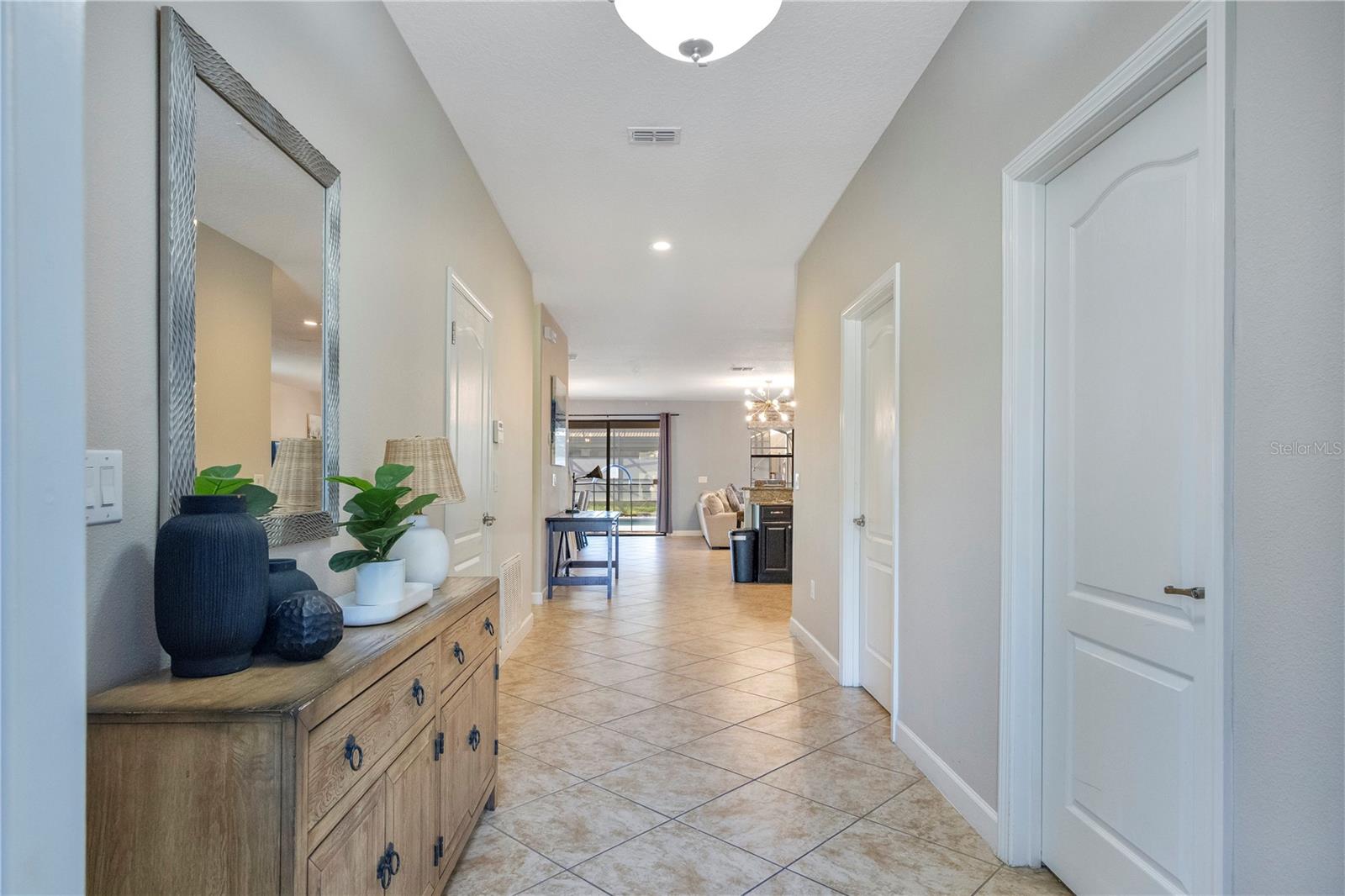 Image 5 of 43 For 1412 Wexford Way