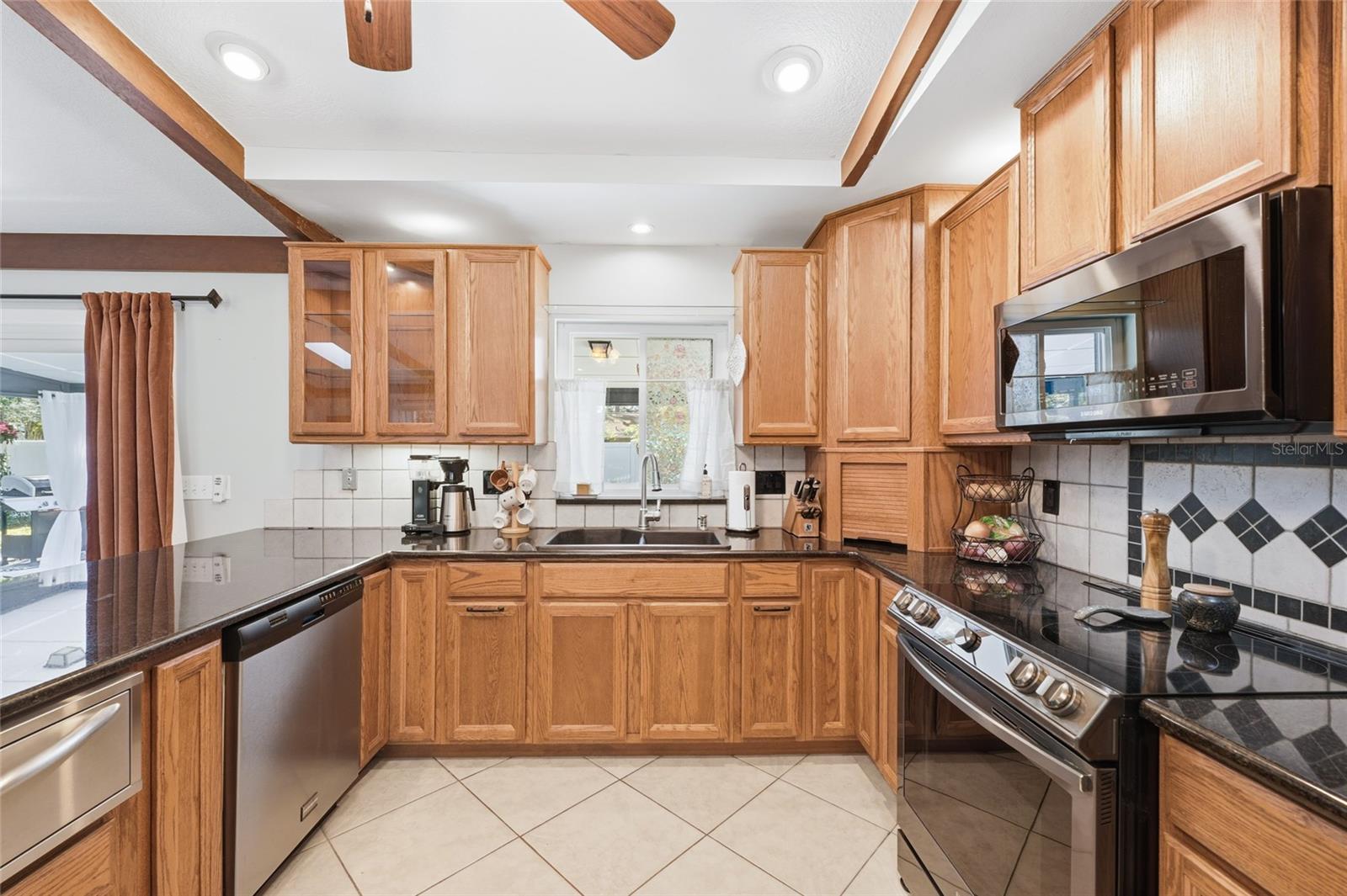 Image 10 of 25 For 1408 Marvin Street