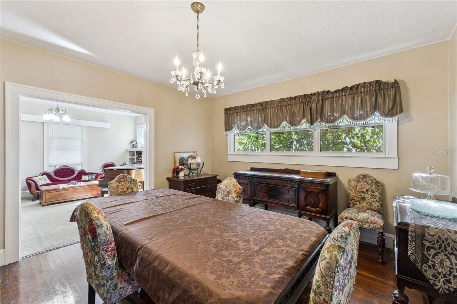 Image 5 of 34 For 3828 Walker Road