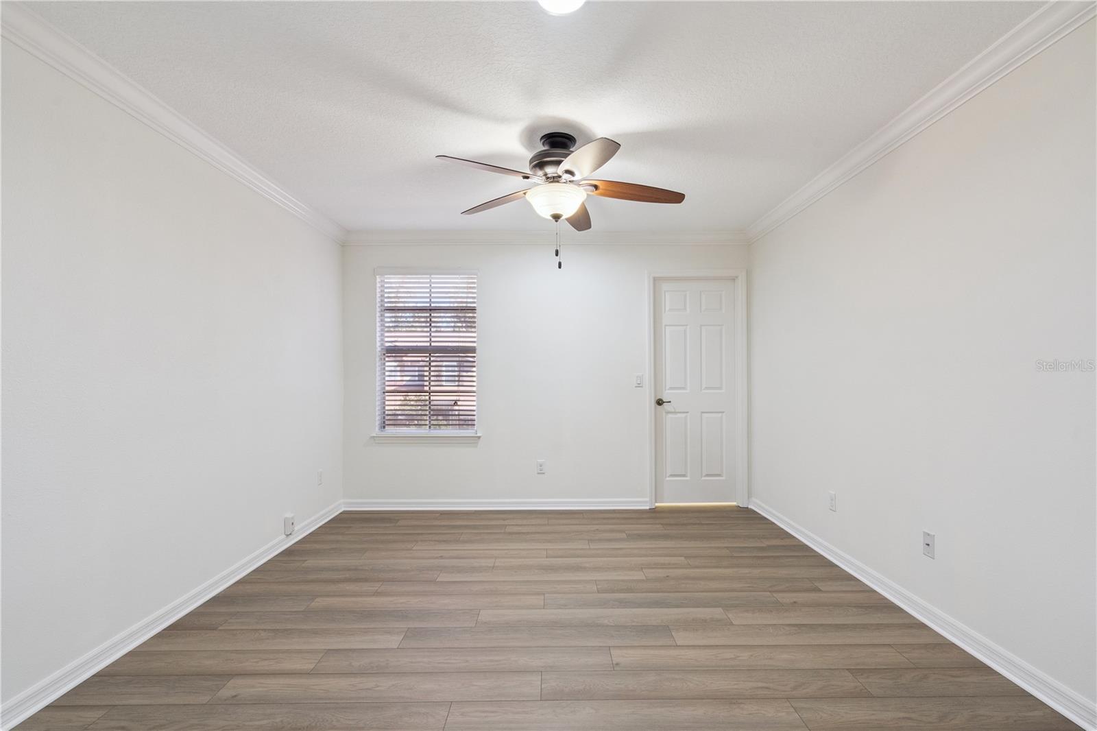 Image 18 of 33 For 308 Terracina Drive